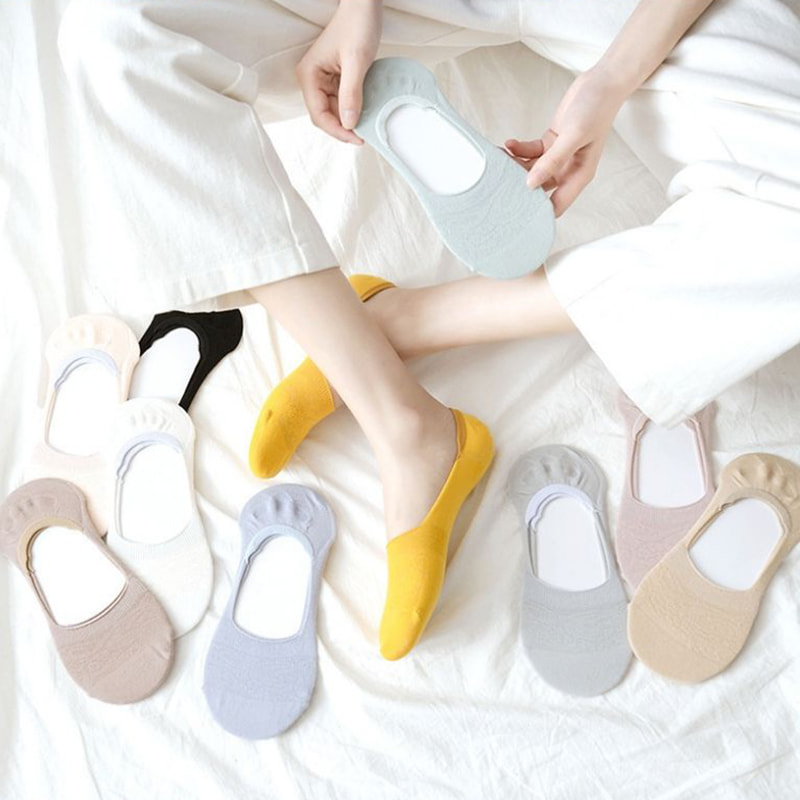 Feste Farbe Frauenbootsocken mit flachen hohlen Socken