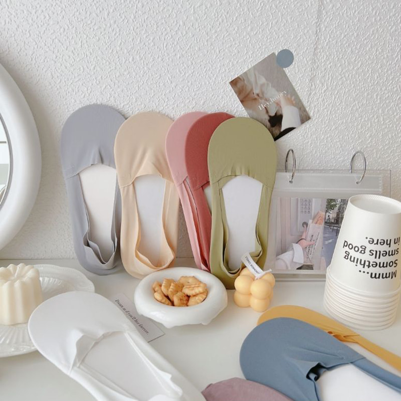 Morandi Ice Seide Spleißen Eisseide Stoff unsichtbare Socken