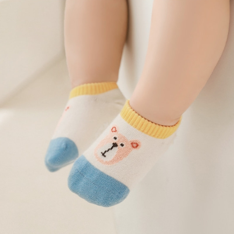Kinder dünne unsichtbare Jungen und Mädchen flache Mundbootsocken süße Cartoon Knochenlosen Babysocken Kinder dünne unsichtbare Jungen und Mädchen flache Mundbootsocken süße Cartoon Knochenlosen Babysocken