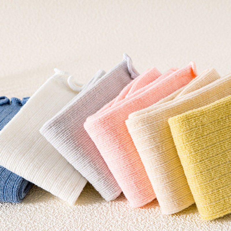 Frühlingsbaby Langrohr Socken Frühlings- und Herbstkniesocken Schwarze Pilz Spitzen Neugeborene Babysocken Frühlingsbaby Langrohr Socken Frühlings- und Herbstkniesocken Schwarze Pilz Spitzen Neugeborene Babysocken