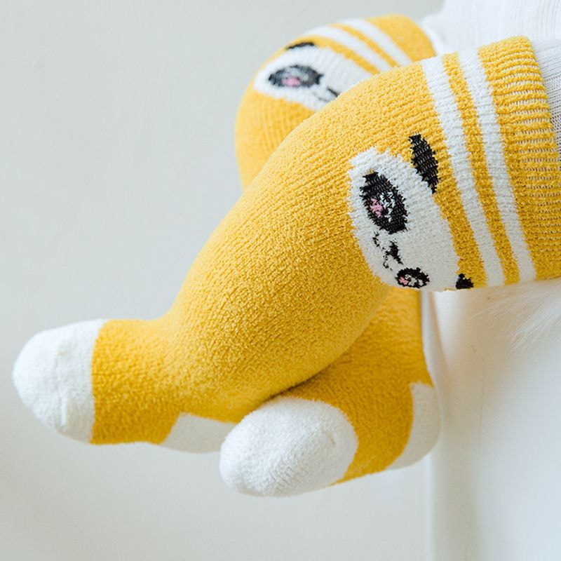 Baby lange Socken auf Lager Herbst und Winter dicker Korallenmerze Herren- und Frauen -Baby Kniesocken Neugeborene Lange Socken